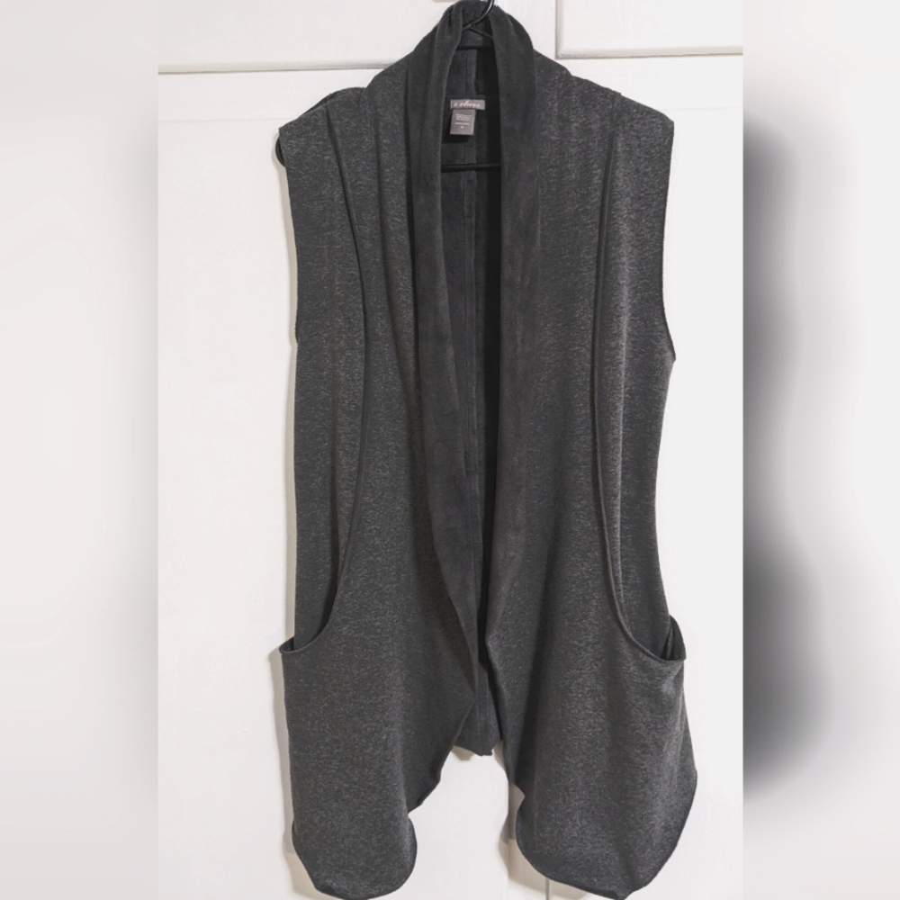C. Oliver Draped Sweater Vest - M